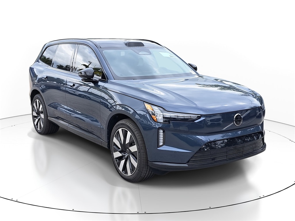 2025 Volvo EX90 Ultra's photo