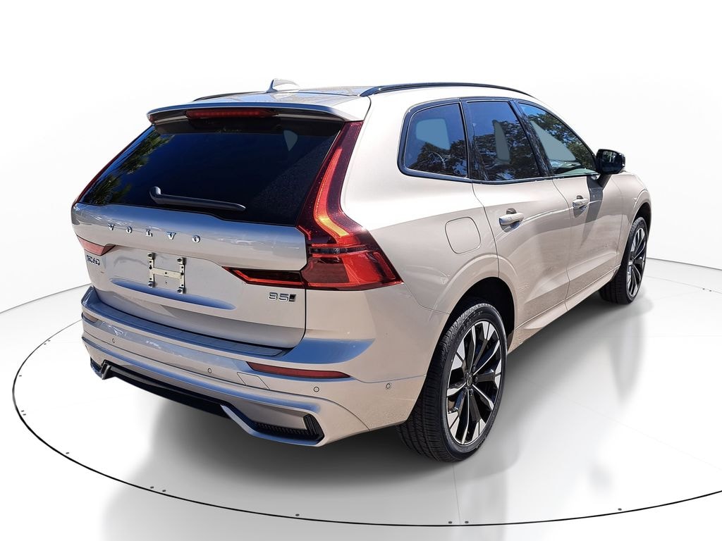 New 2026 Volvo XC60 B5 Plus SUV
