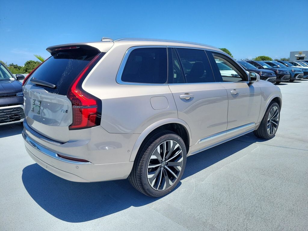 New 2026 Volvo XC90 B6 Plus 7-Seater SUV