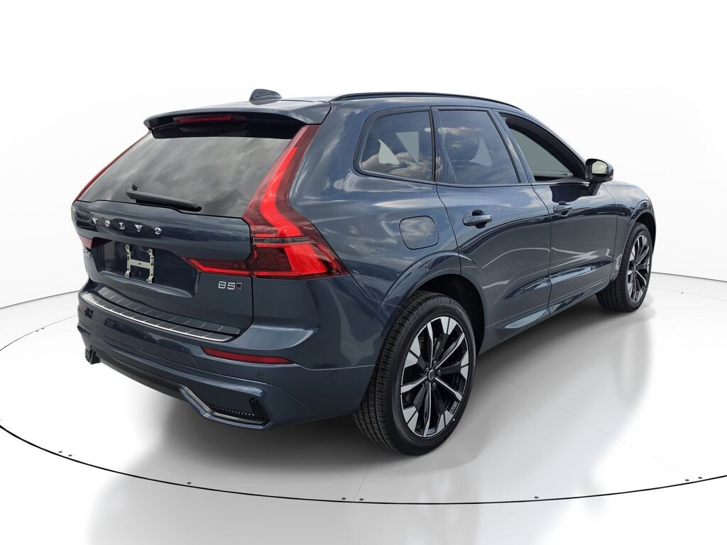 New 2026 Volvo XC60 B5 Plus SUV