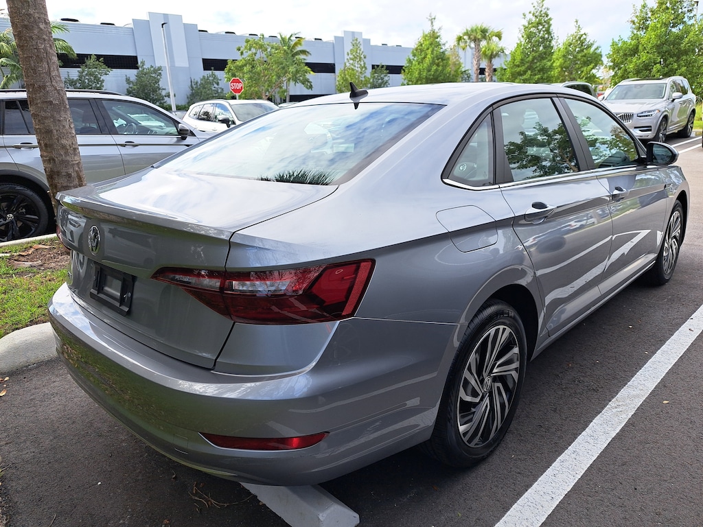 Used 2021 Volkswagen Jetta 1.4T SEL Sedan
