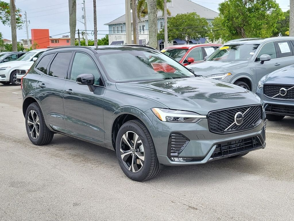 New 2026 Volvo XC60 B5 Core SUV
