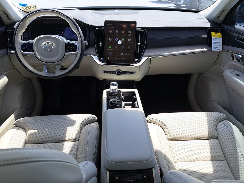 2026 Volvo XC90 Ultra - Photo 18