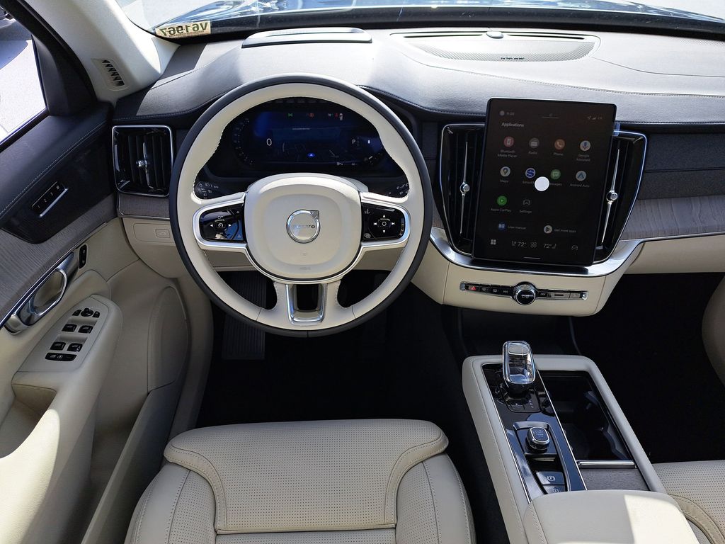 2026 Volvo XC90 Ultra - Photo 15
