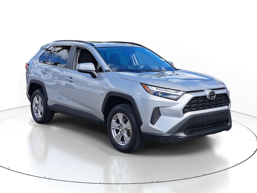 Used 2022 Toyota RAV4 XLE SUV