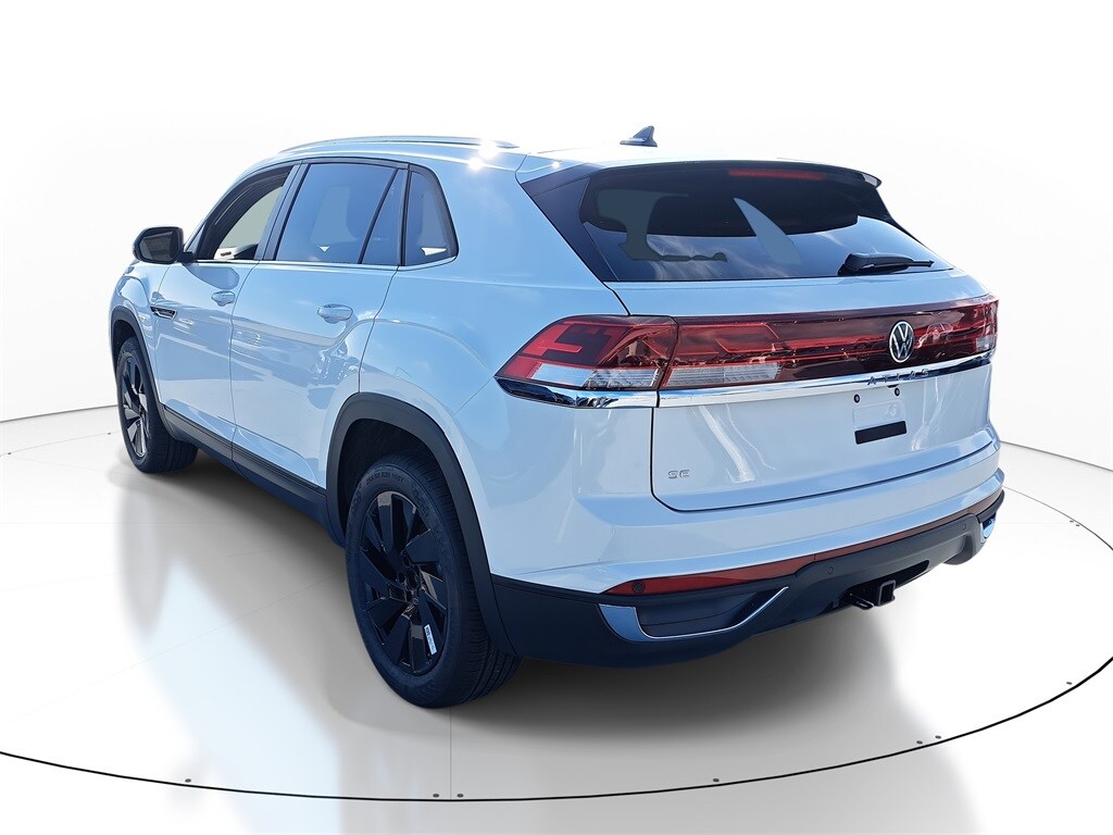 New 2026 Volkswagen Atlas Cross Sport 2.0T SE w/Technology SUV