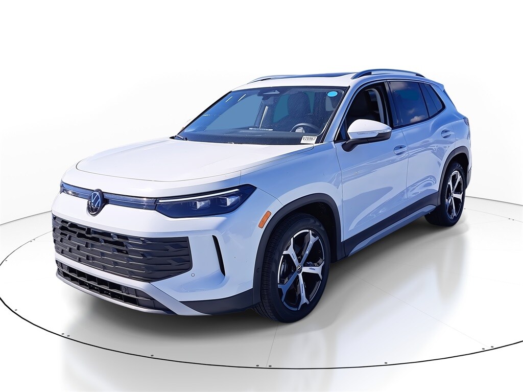 New 2026 Volkswagen Tiguan 2.0T SE SUV