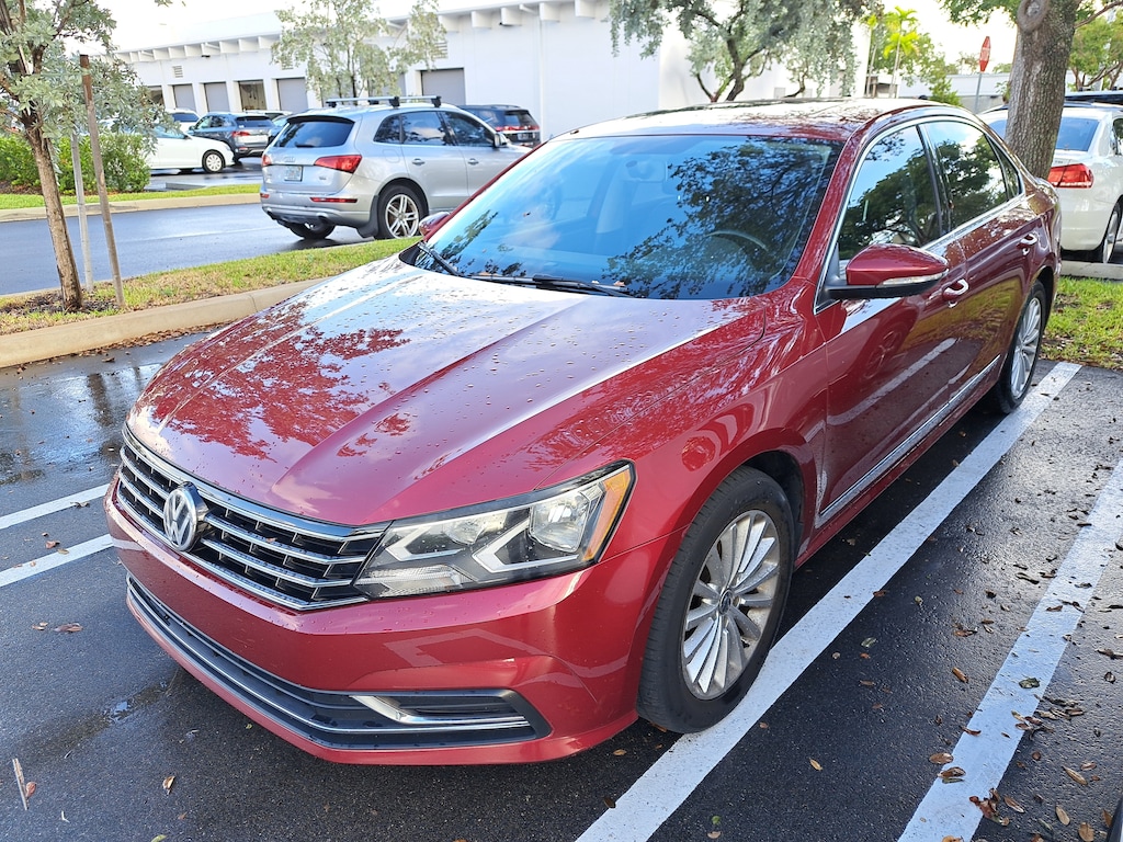 Used 2017 Volkswagen Passat 1.8T SE Sedan