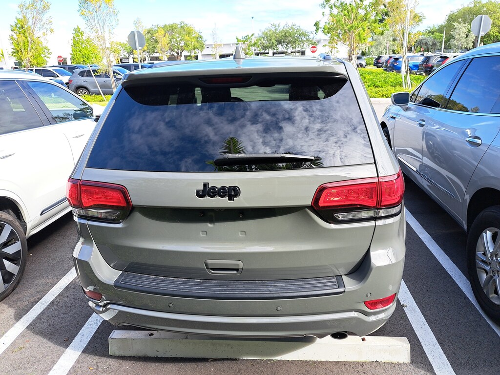 Used 2020 Jeep Grand Cherokee Altitude SUV