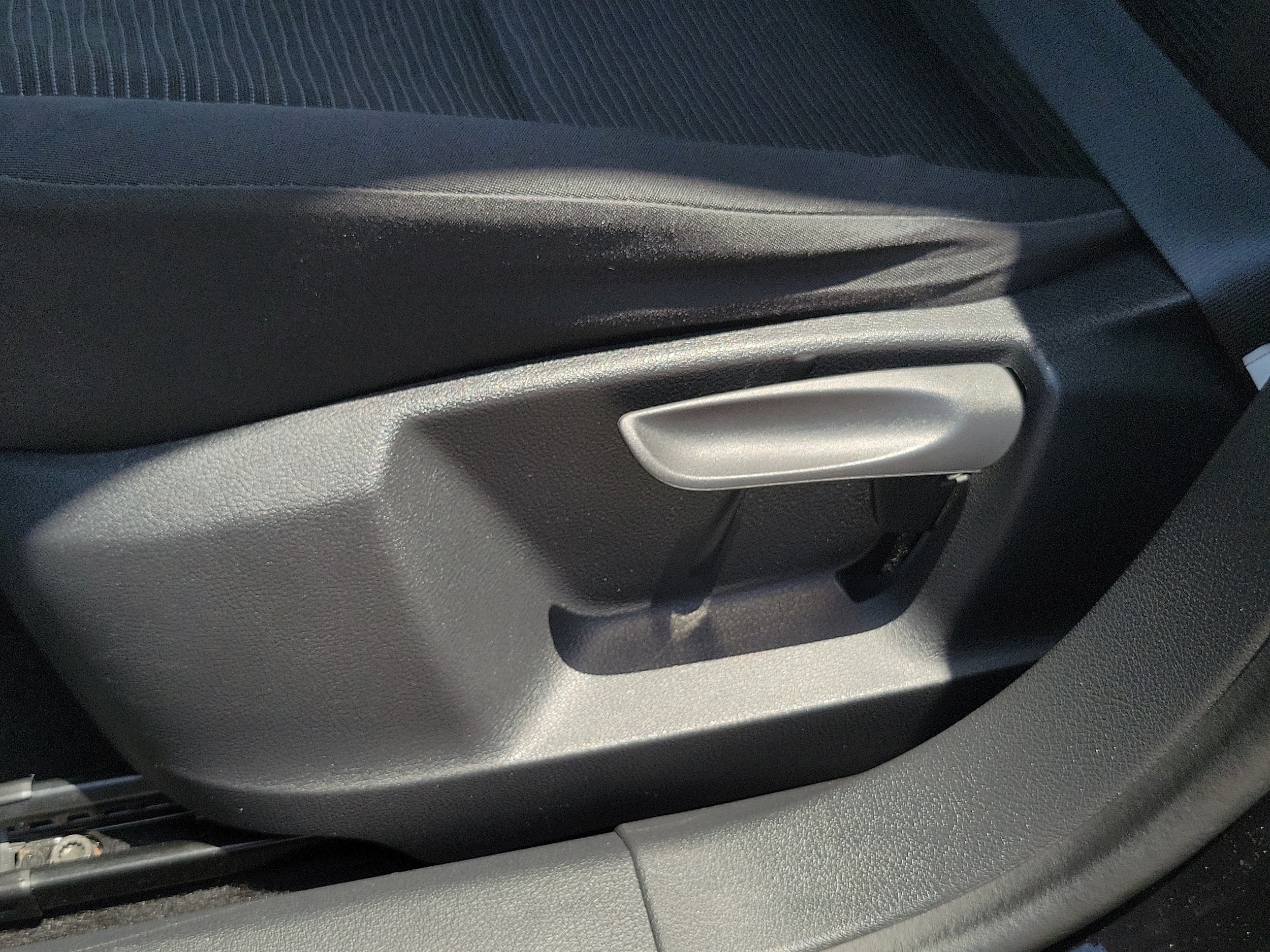 2018 Volkswagen Tiguan Limited Base - Photo 21