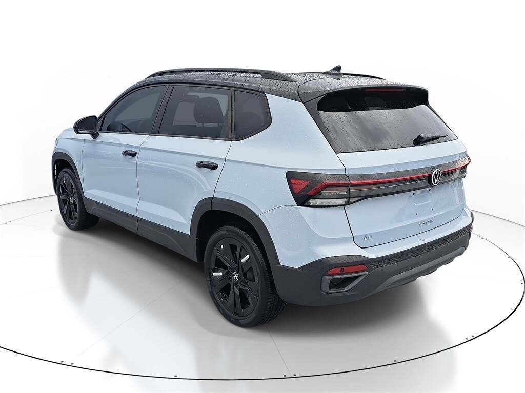 New 2025 Volkswagen Taos 1.5T SE SUV