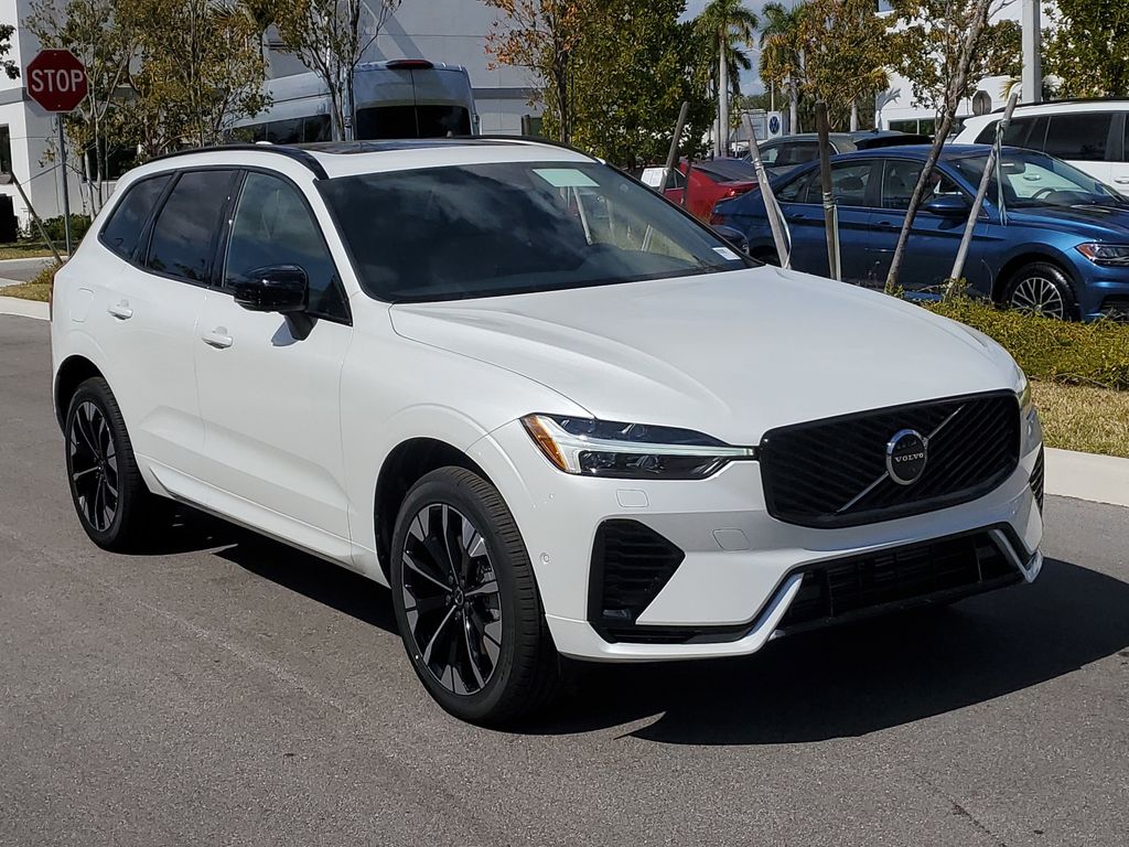 2026 Volvo XC60 Plug-In Hybrid