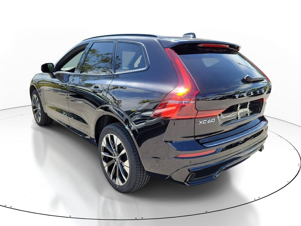 New 2026 Volvo XC60 B5 Plus SUV