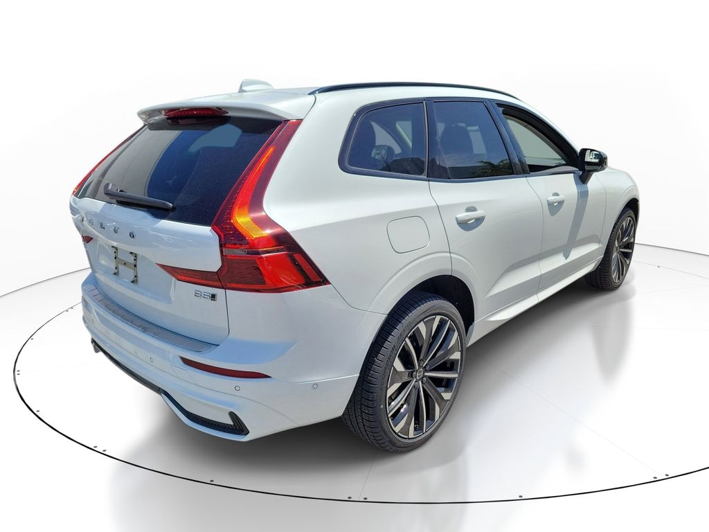 New 2026 Volvo XC60 B5 Ultra SUV