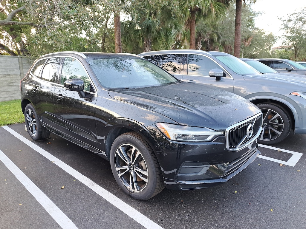 Used 2020 Volvo XC60 T6 Momentum SUV