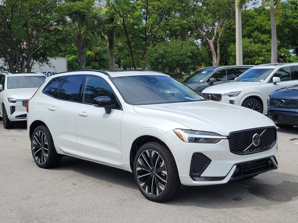 New 2026 Volvo XC60 B5 Ultra SUV