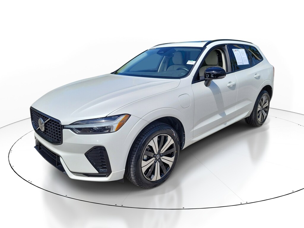 Certified 2024 Volvo XC60 plug-in hybrid T8 Core Dark SUV