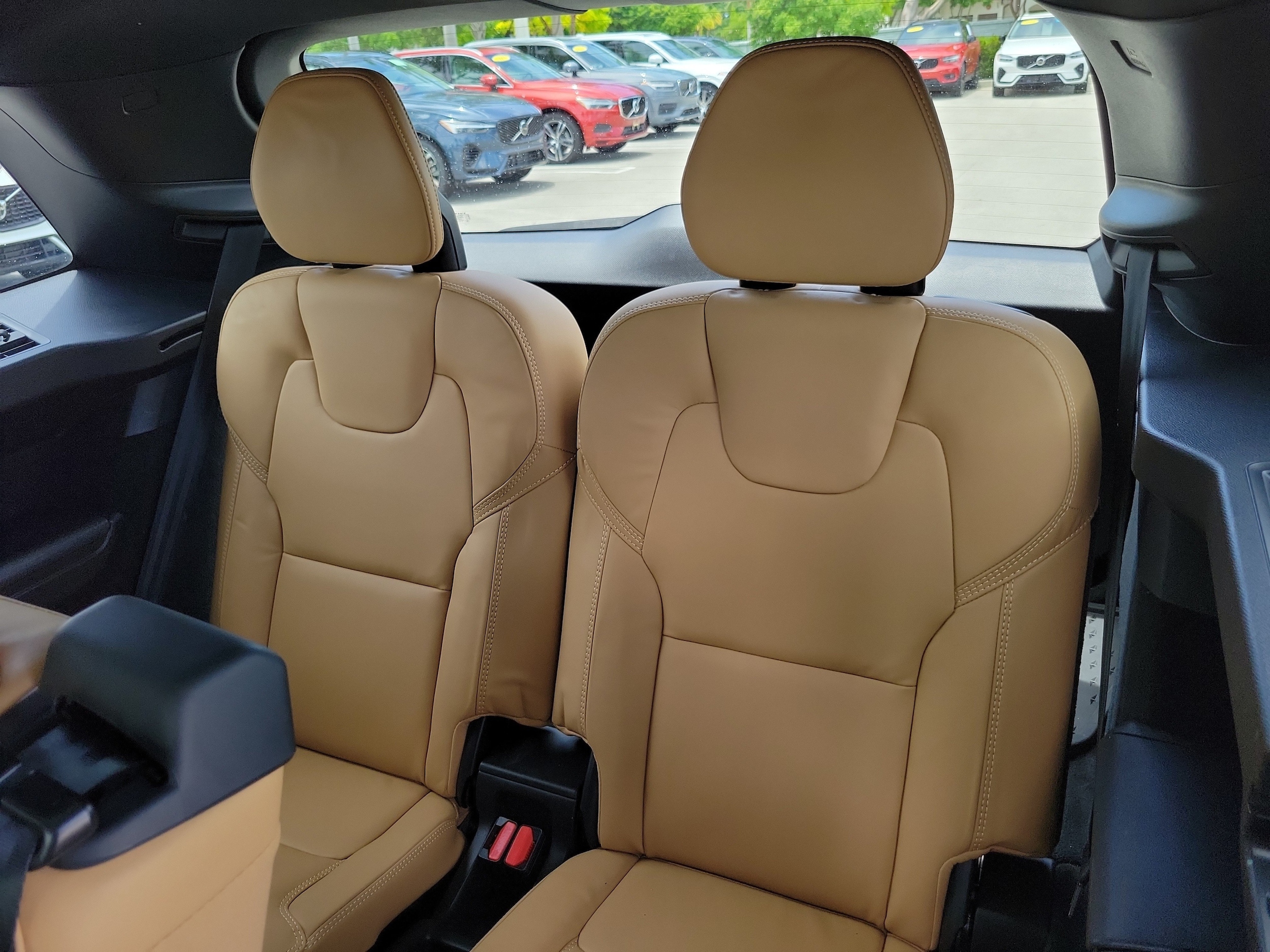 2025 Volvo XC90 Ultra - Photo 11