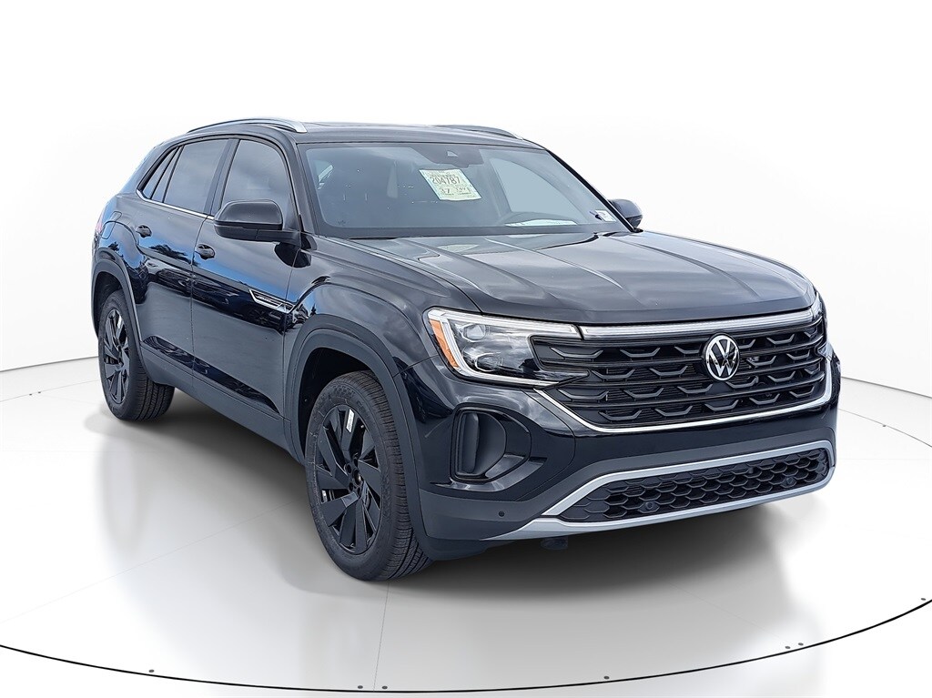New 2026 Volkswagen Atlas Cross Sport 2.0T SE w/Technology SUV