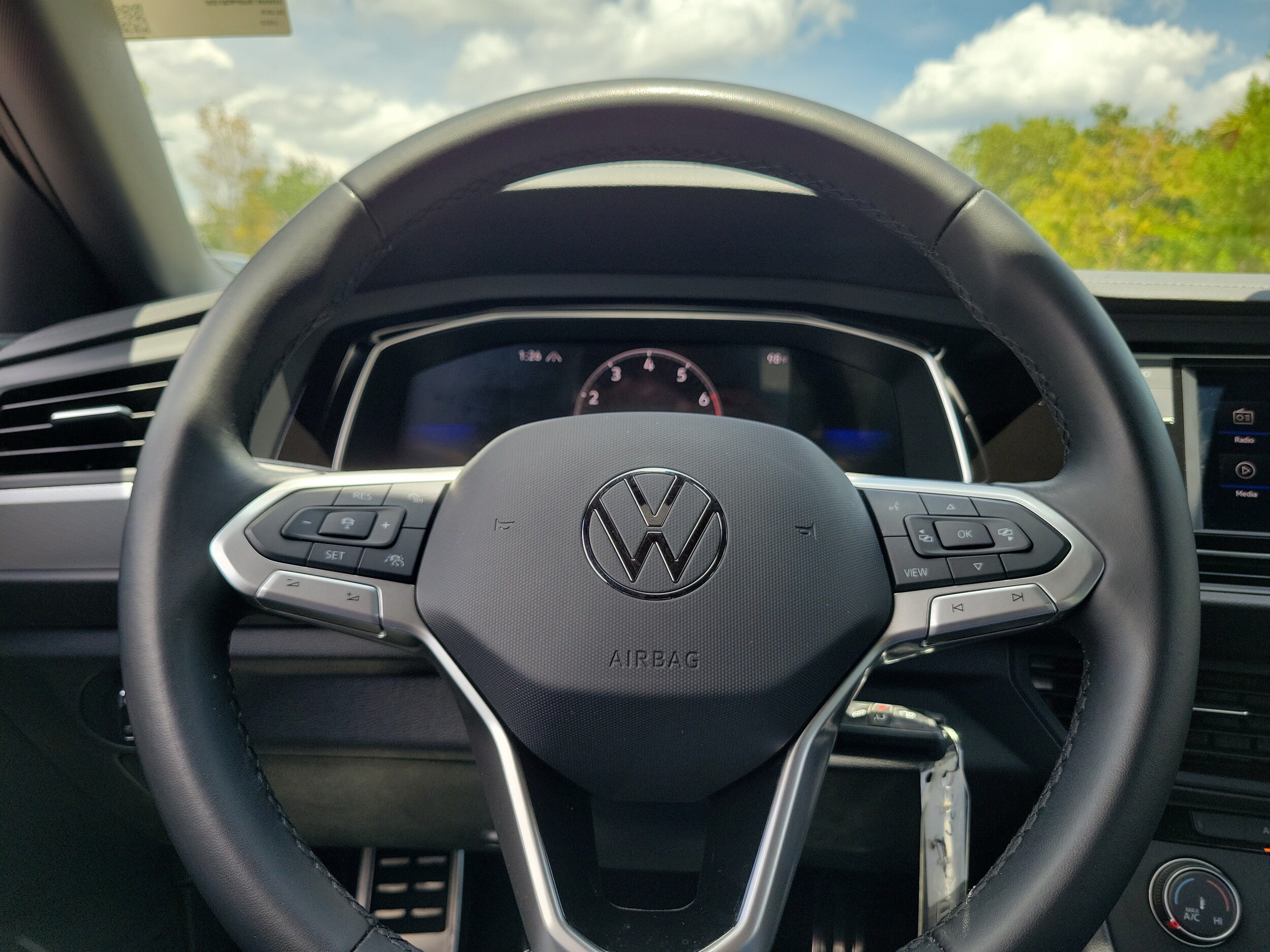 2023 Volkswagen Jetta Sport - Photo 24