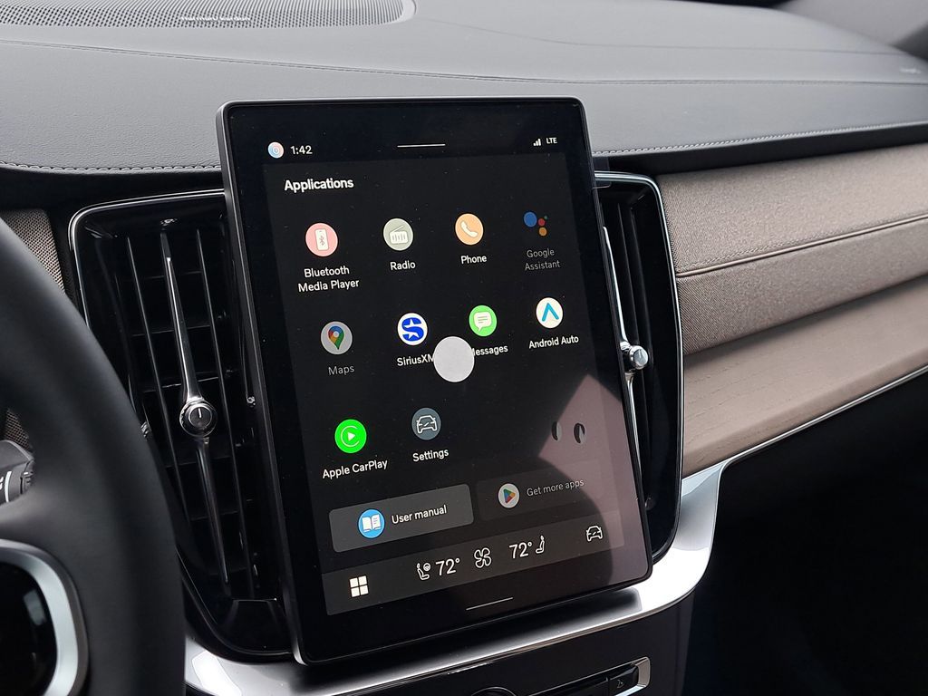 2026 Volvo XC90 Plus - Photo 28