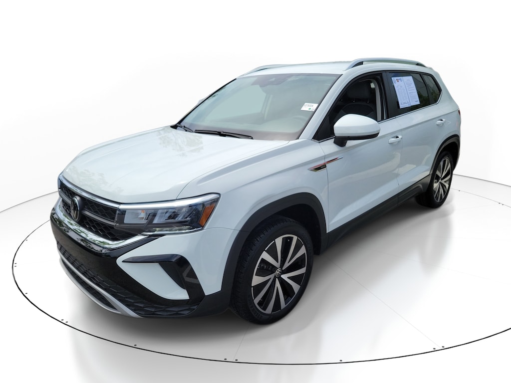 Used 2024 Volkswagen Taos 1.5T SE SUV