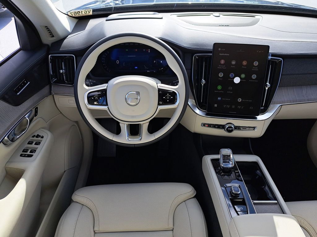 2026 Volvo XC90 Ultra - Photo 15