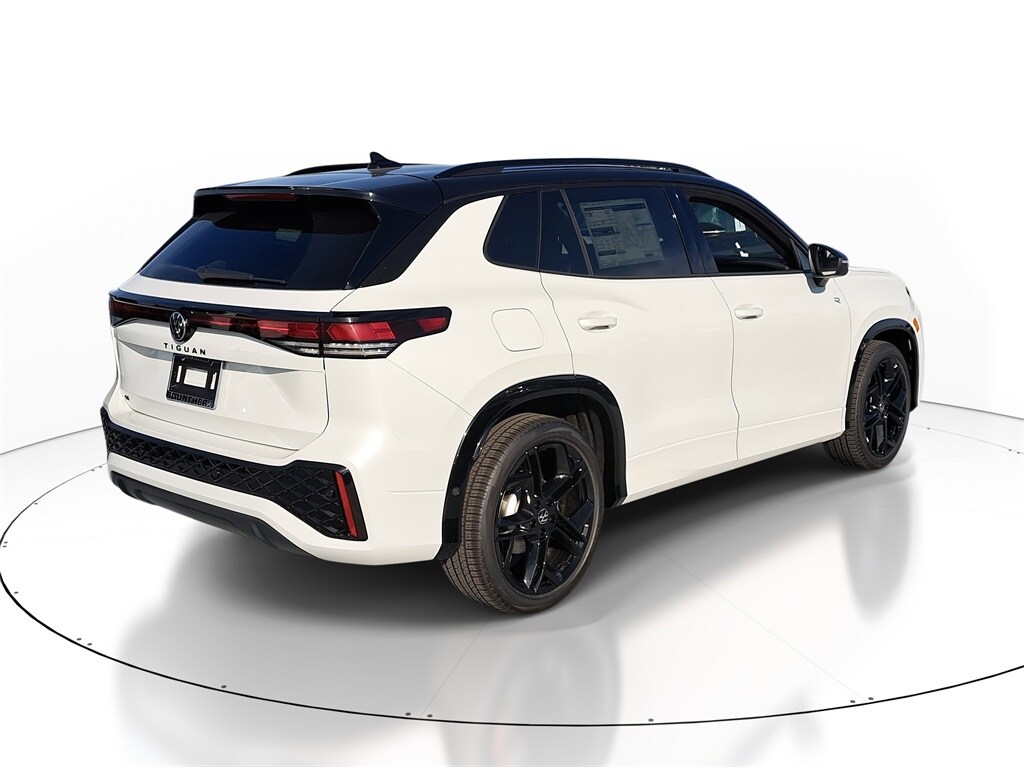 New 2026 Volkswagen Tiguan 2.0T SE R-Line Black SUV