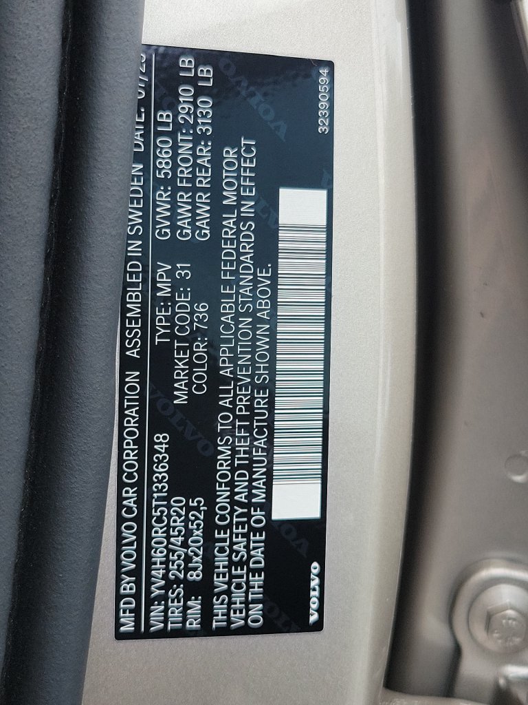 2026 Volvo XC60 Plus - Photo 27