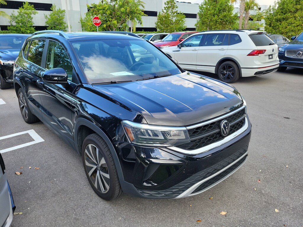 Used 2023 Volkswagen Taos 1.5T SE SUV