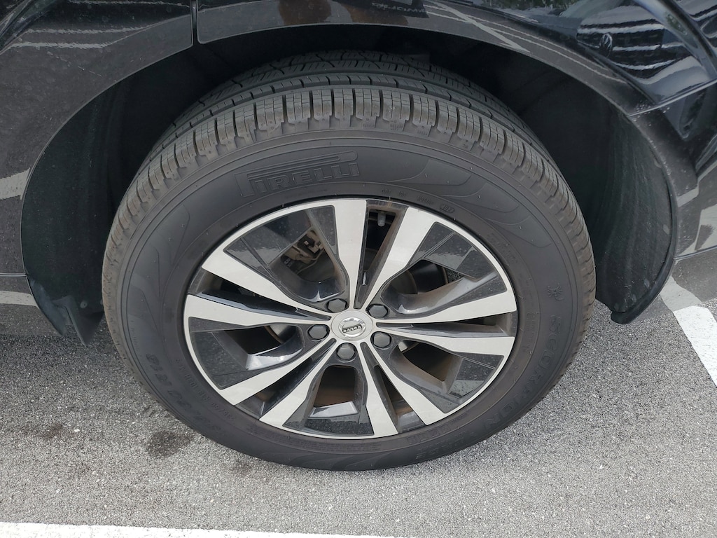 Used 2024 Volvo XC60 B5 Core Dark SUV