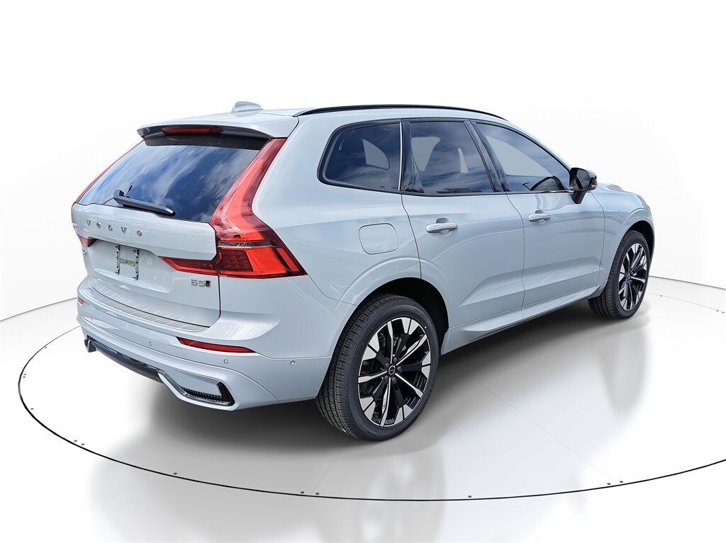 New 2026 Volvo XC60 B5 Plus SUV