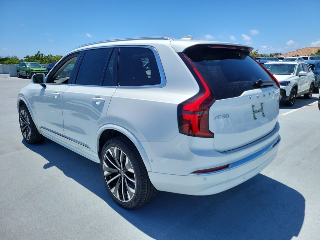 New 2026 Volvo XC90 plug-in hybrid T8 Plus 7-Seater SUV