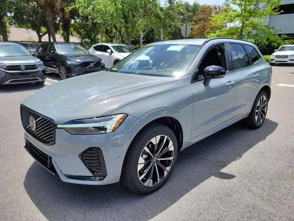 New 2026 Volvo XC60 B5 Plus SUV