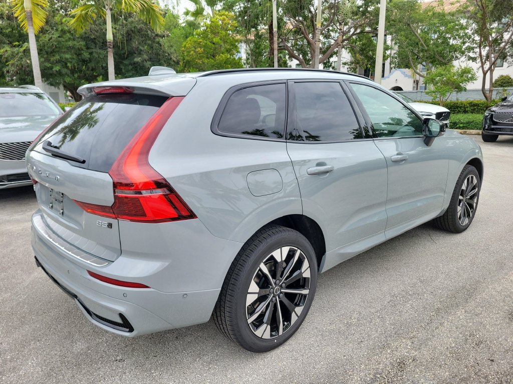 New 2027 Volvo XC60 B5 Plus SUV