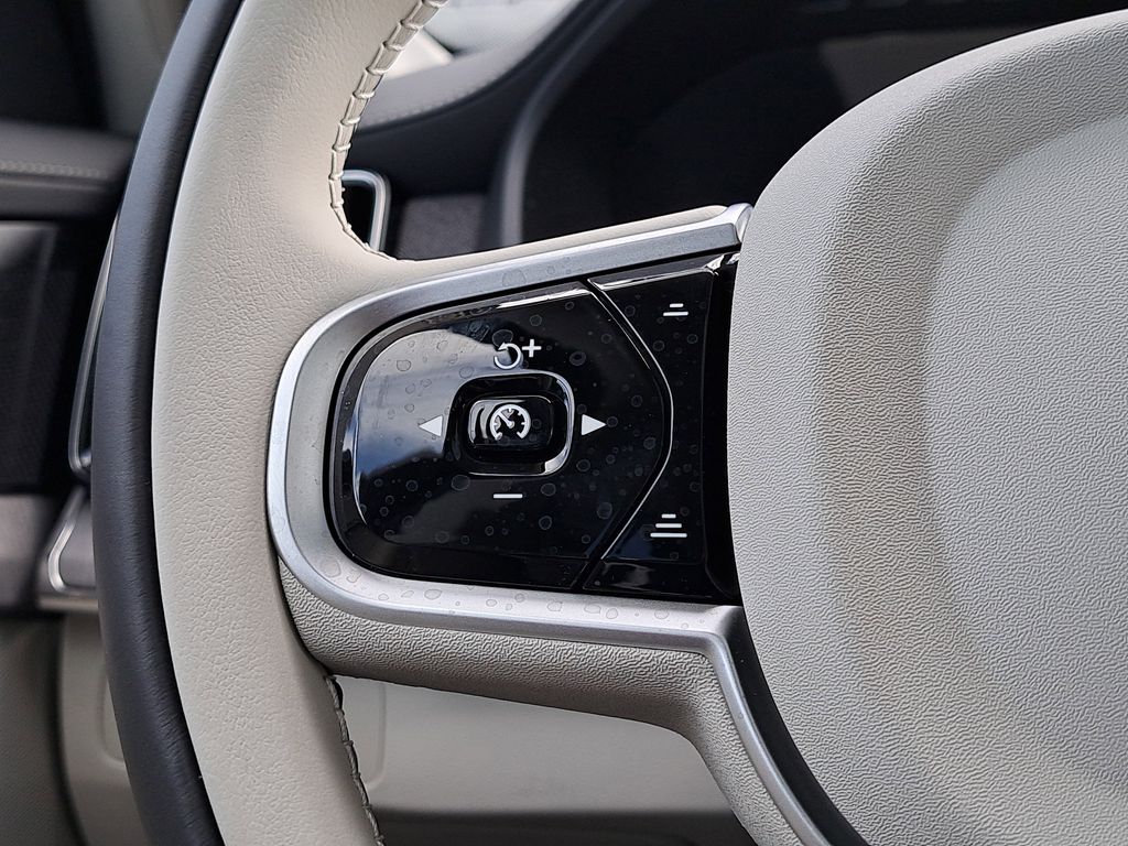 2026 Volvo XC90 Ultra - Photo 26