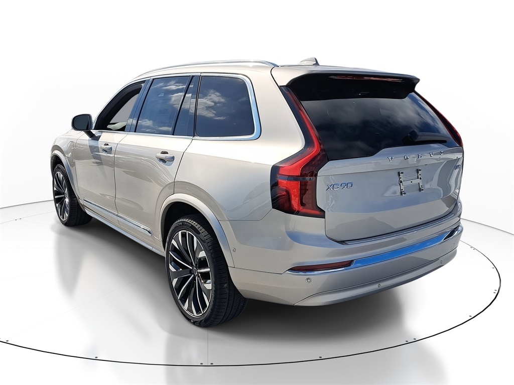 New 2026 Volvo XC90 plug-in hybrid T8 Plus 7-Seater SUV