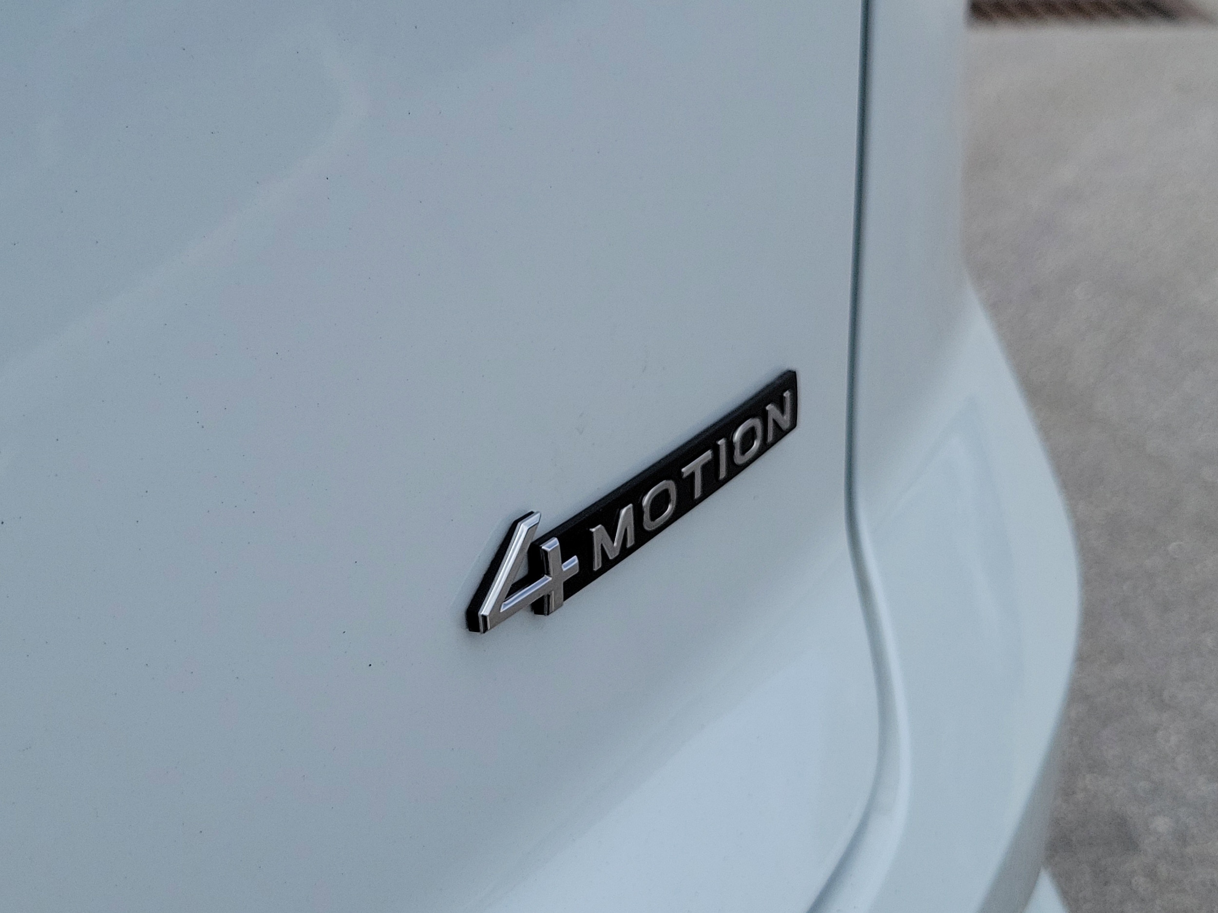 2024 Volkswagen Atlas Cross Sport SEL R-LINE - Photo 6