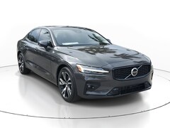 2025 Volvo S60 B5 Core Sedan