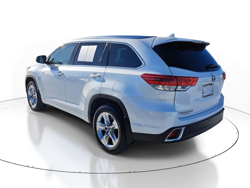 Used 2017 Toyota Highlander Hybrid SUV