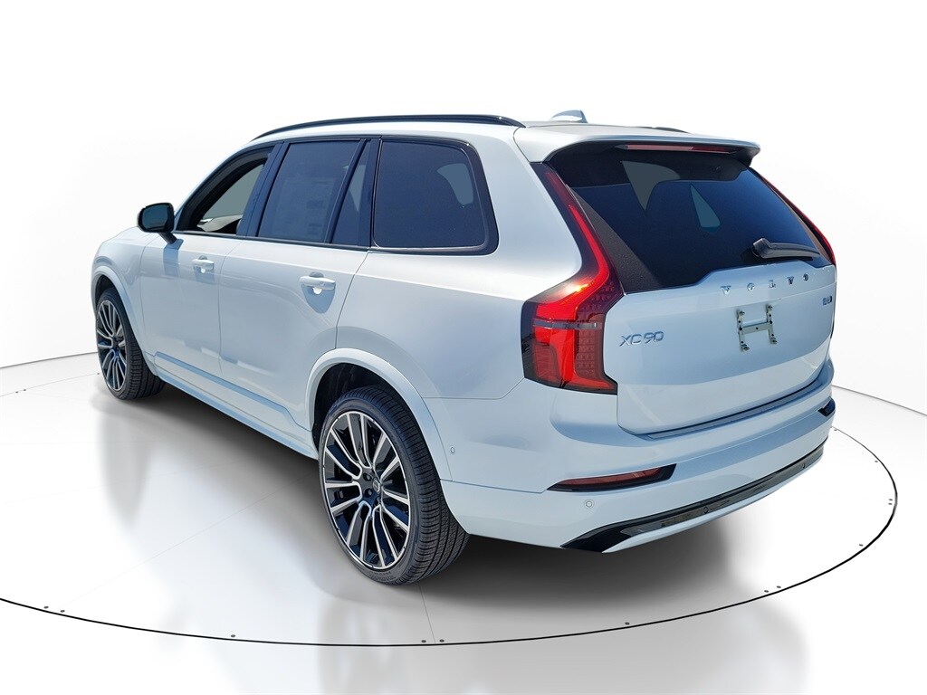 New 2026 Volvo XC90 B6 Ultra Dark Theme 7-Seater SUV