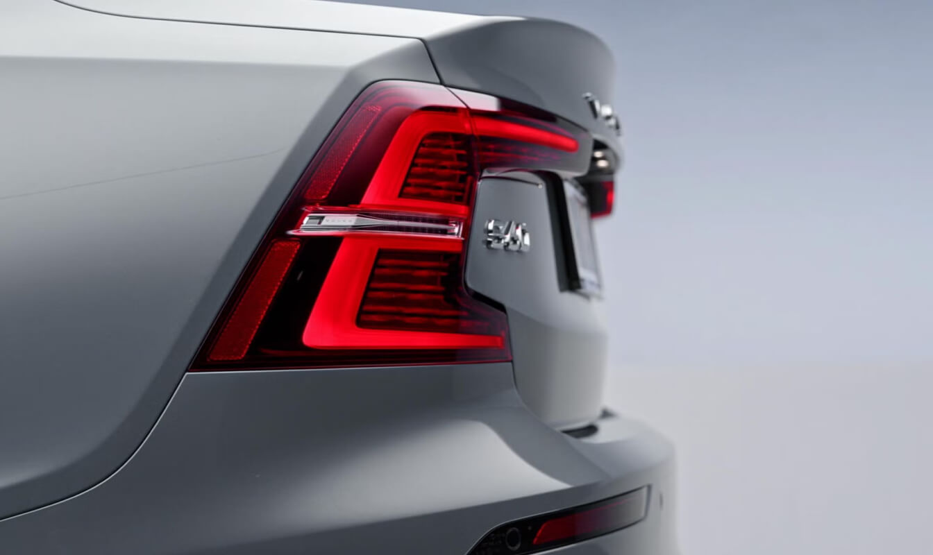 Volvo S60 Recharge Park Assist