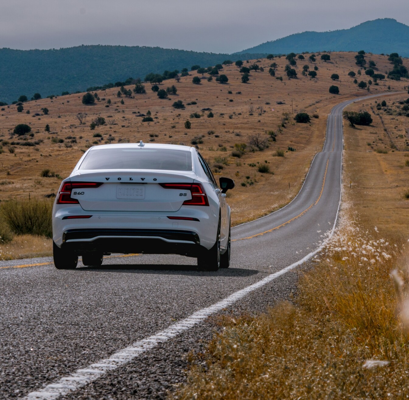 Volvo S60 vs. BMW 3 Series Safety