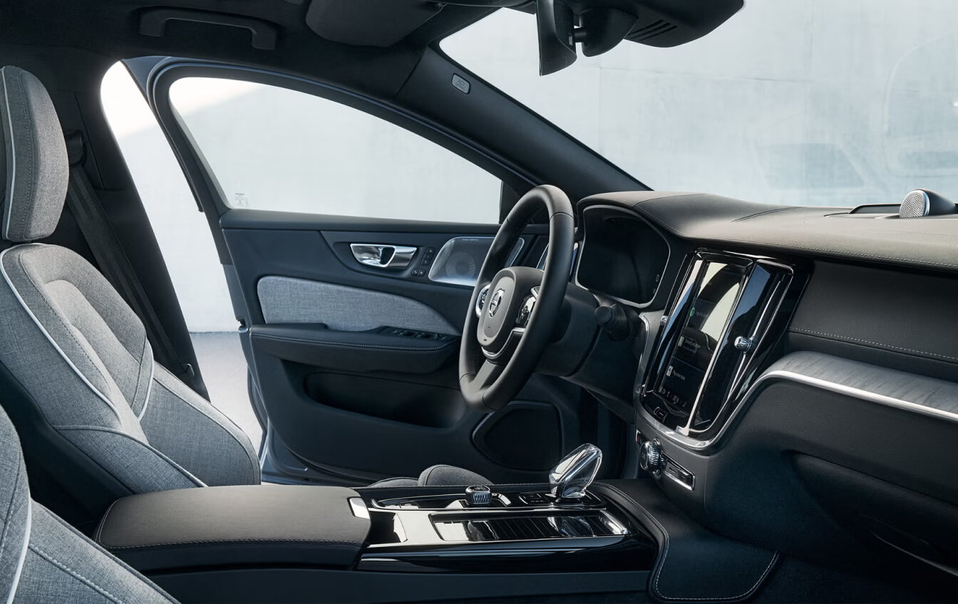 Volvo S60 Recharge Interior