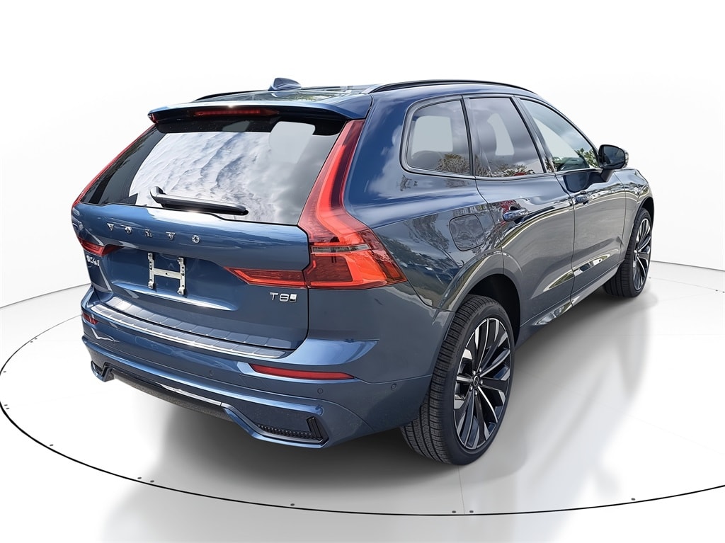 New 2026 Volvo XC60 plug-in hybrid T8 Ultra SUV