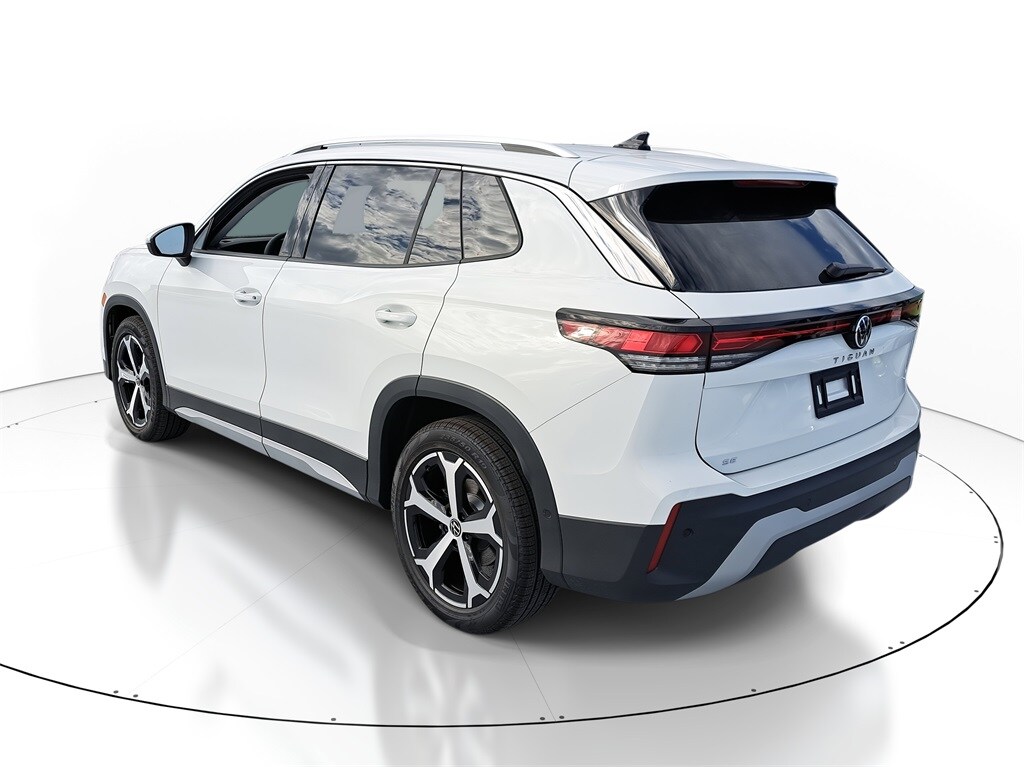 New 2026 Volkswagen Tiguan 2.0T SE SUV