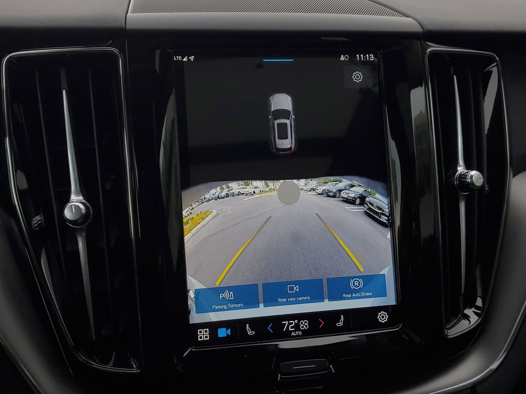 2025 Volvo XC60 Core - Photo 33