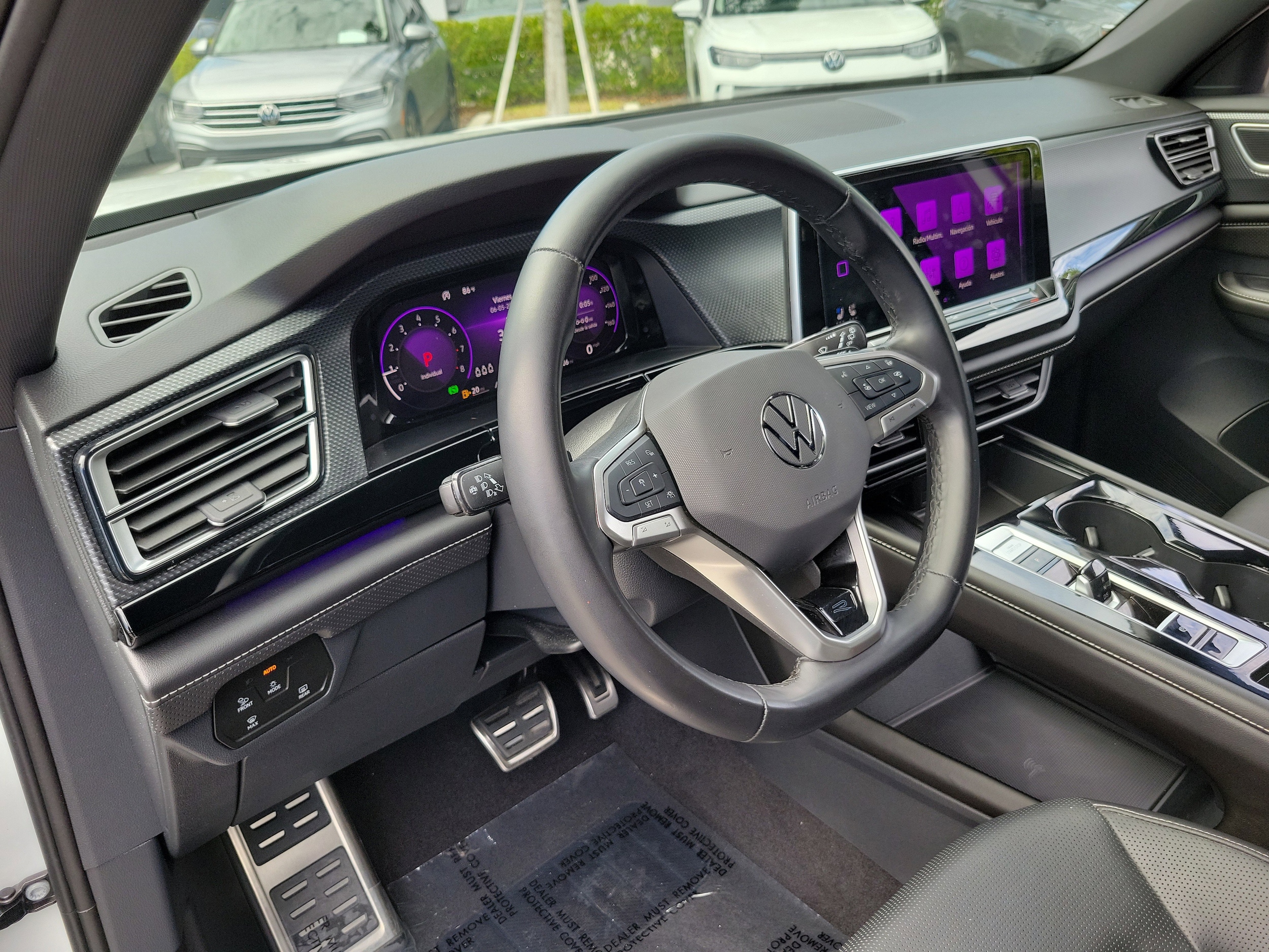 2024 Volkswagen Atlas Cross Sport SEL R-LINE - Photo 21