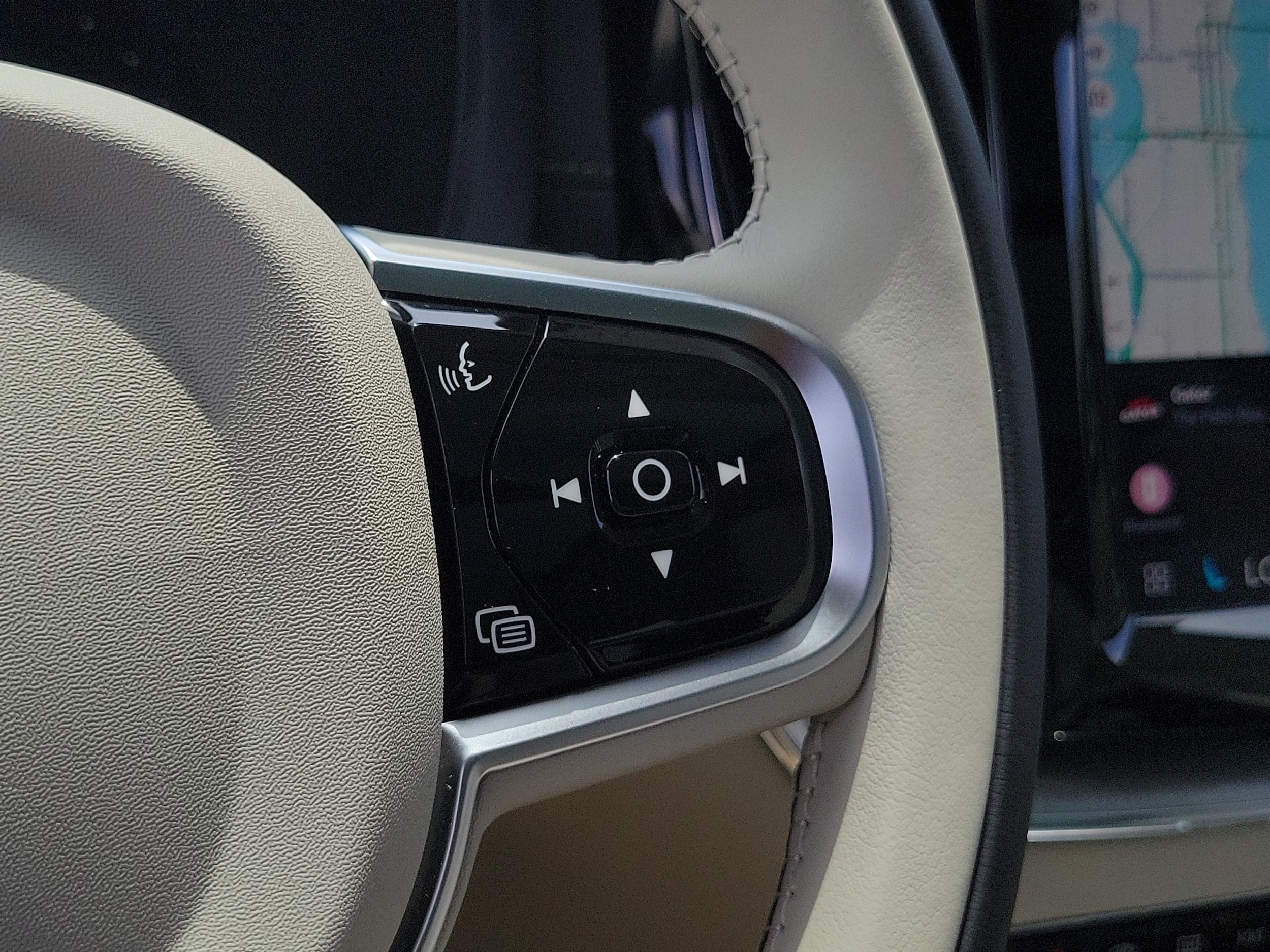 2024 Volvo XC60 Ultimate - Photo 25