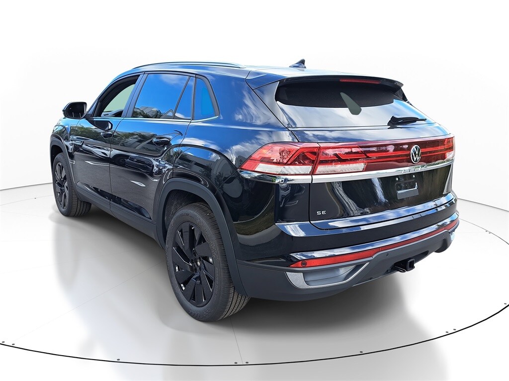 New 2026 Volkswagen Atlas Cross Sport 2.0T SE w/Technology SUV